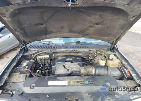 2004 Ford Expedition Eddie Bauer from USA, damaged, VIN 1FMFU17L44LB34823